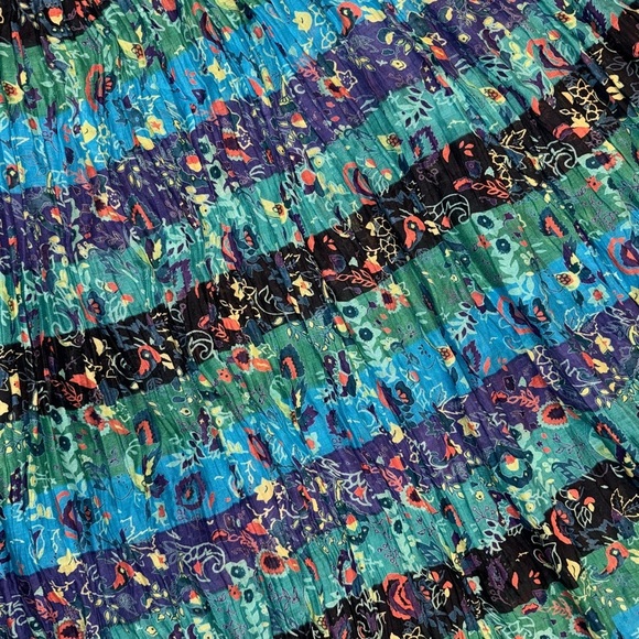 Casual Corner Green and Purple Maxi A-Line Skirt - Picture 3 of 3